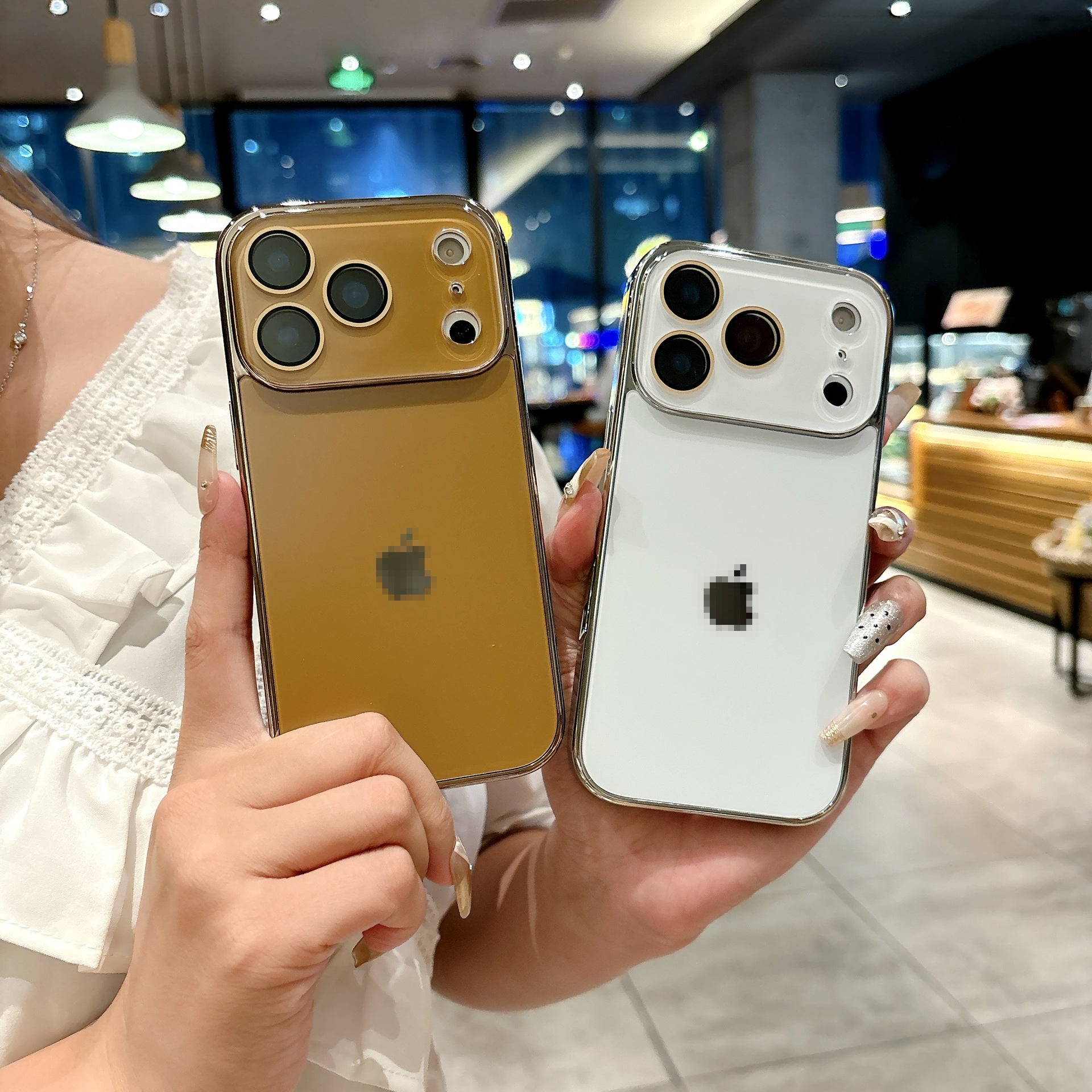 Electroplated frame mobile phone case
