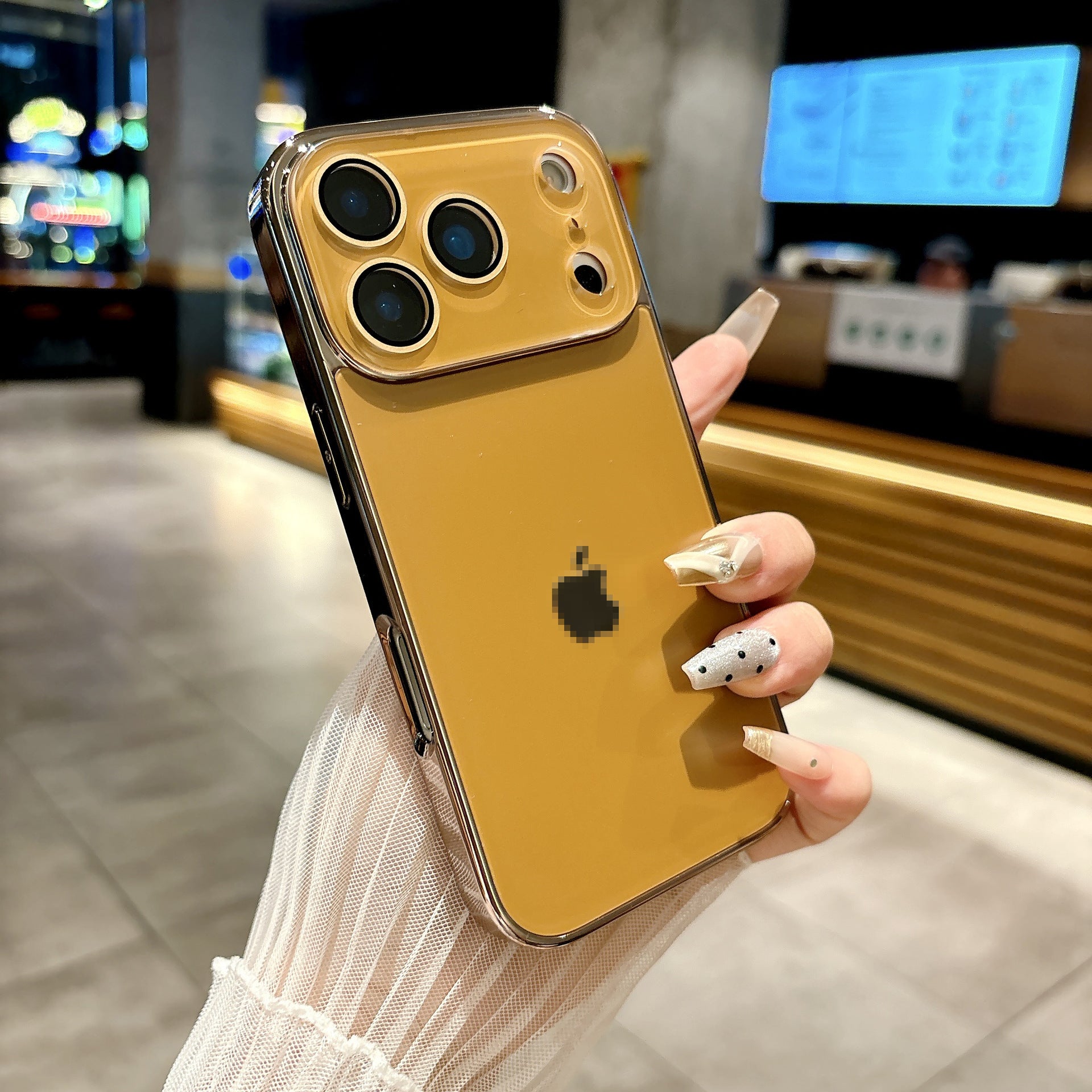 Electroplated frame mobile phone case